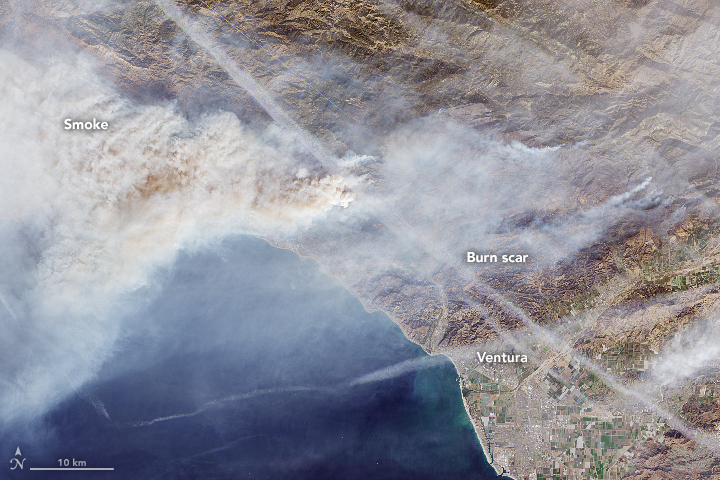 Fires Continue to Rage in Southern California - related image preview