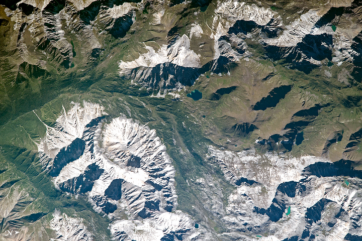 Eastern Sayan Mountains - related image preview