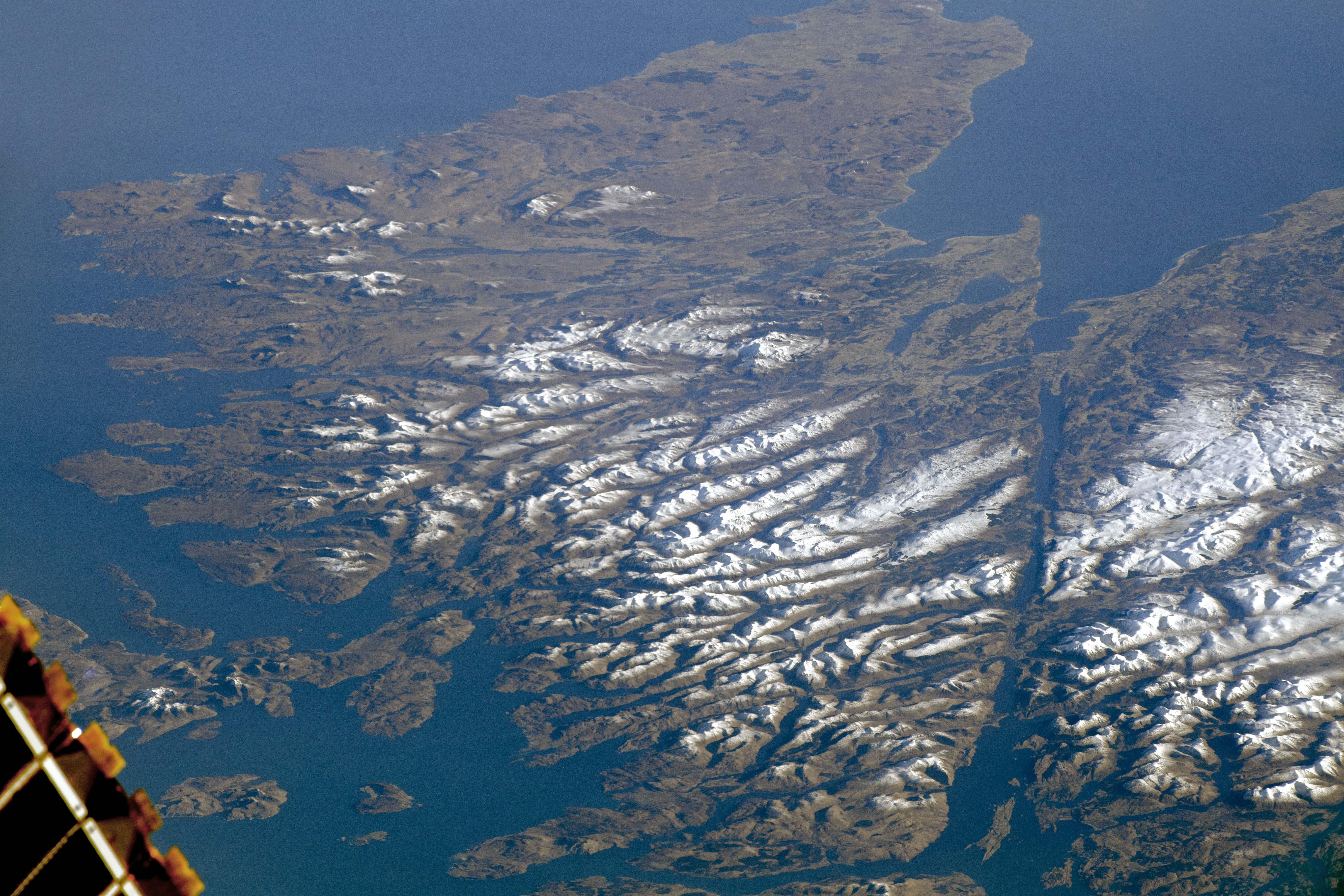 A Clear View of Scottish Highlands - related image preview