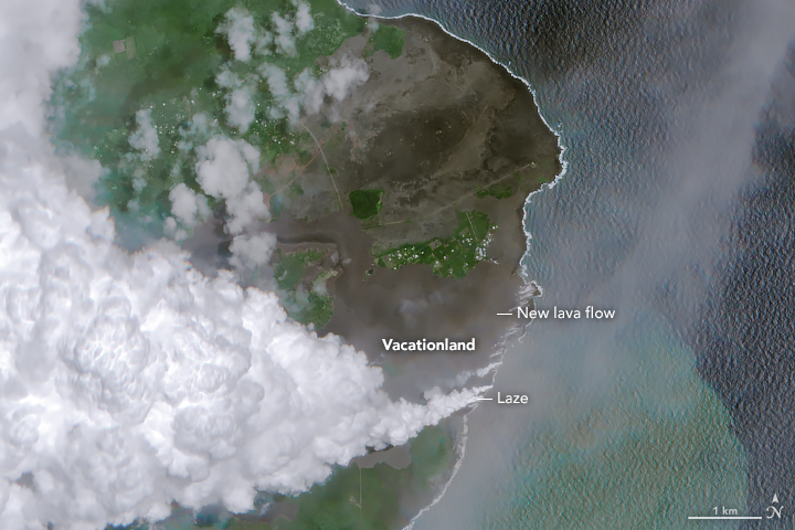 Lava Consumes Vacationland and Kapoho Bay