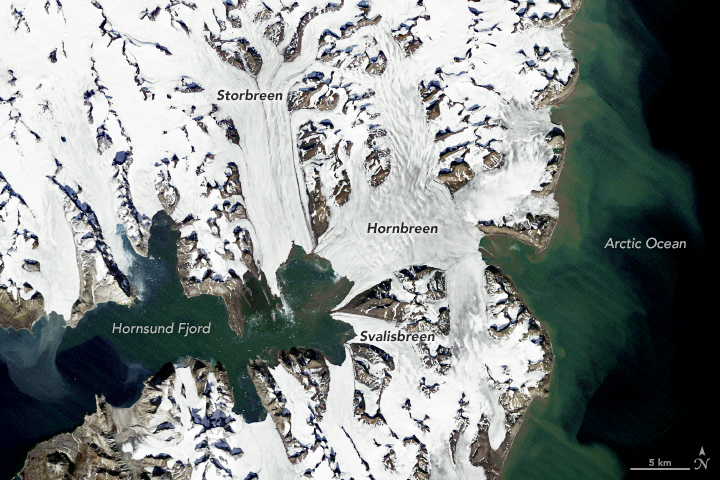 Losing Ice in Svalbard