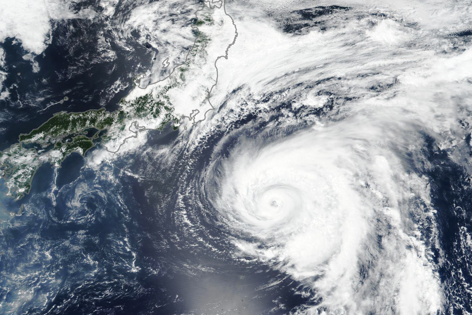 Typhoon Shanshan Approaches Japan