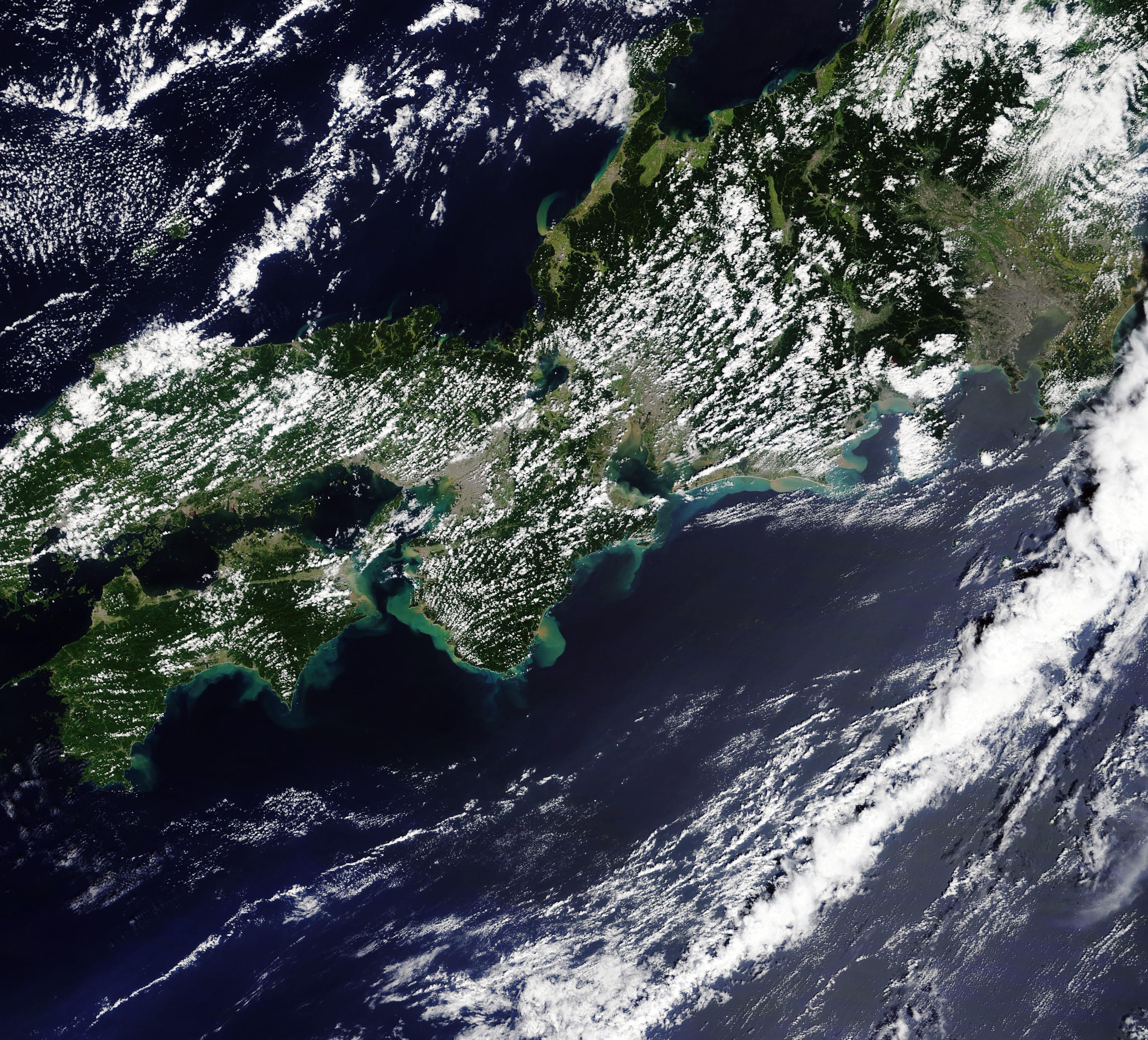 Japan’s Waters Run Brown after Typhoon Jebi - related image preview