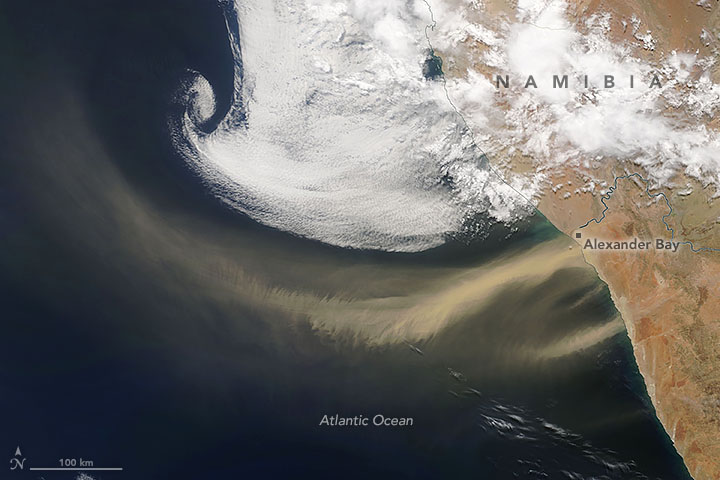 Dust Streams from Southwestern Africa