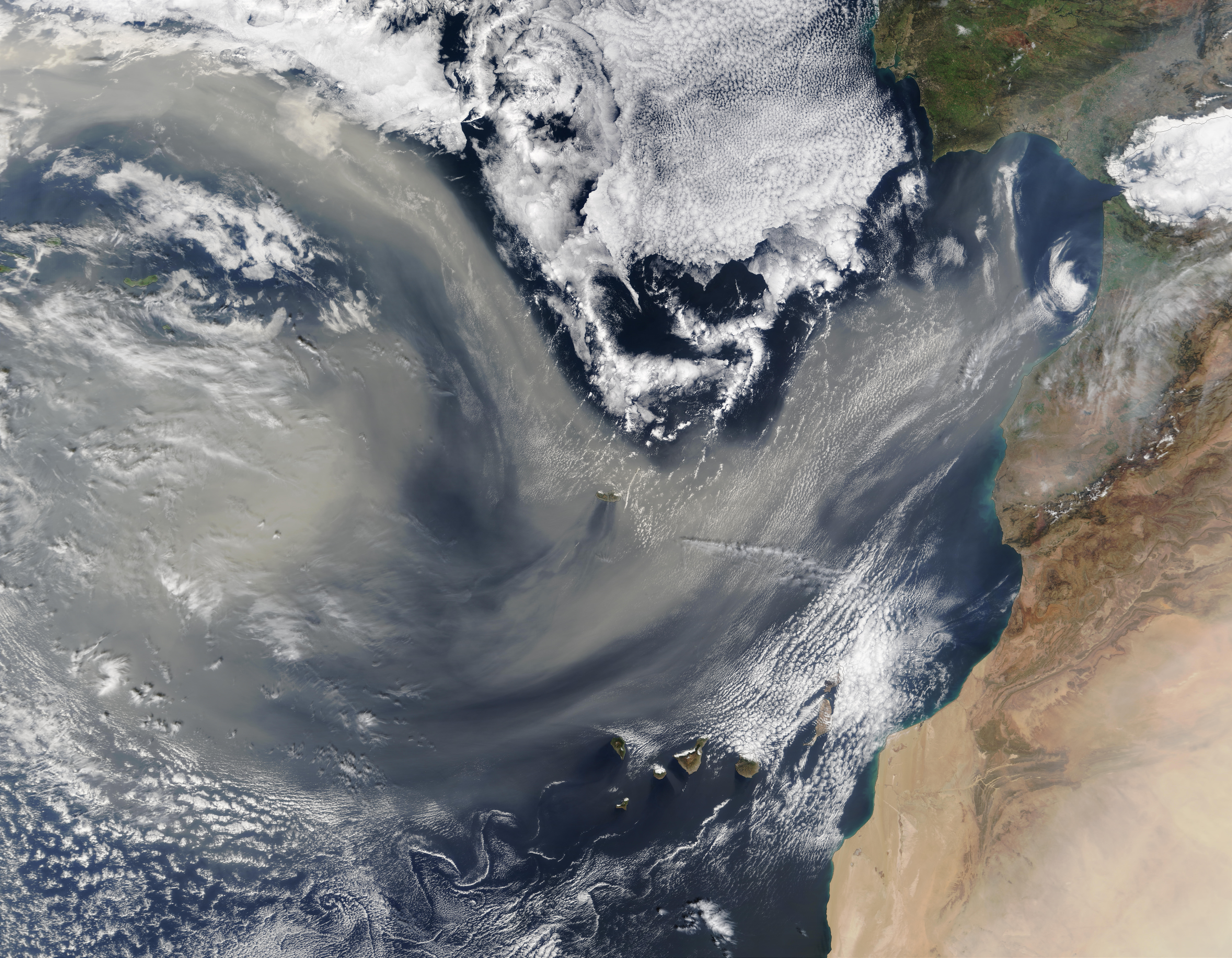 Saharan dust over the Atlantic - related image preview