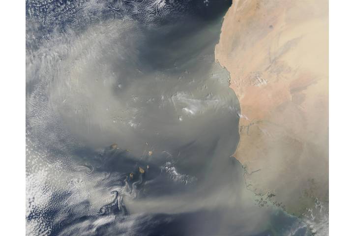 Saharan dust off West Africa - selected image