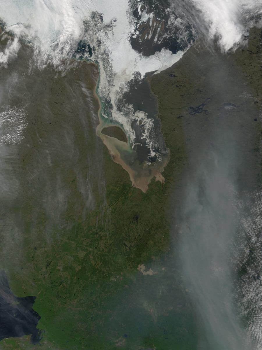 James Bay and smoke from fires in Alberta, Canada (Input Direct Broadcast L1B data courtesy SSEC) - related image preview