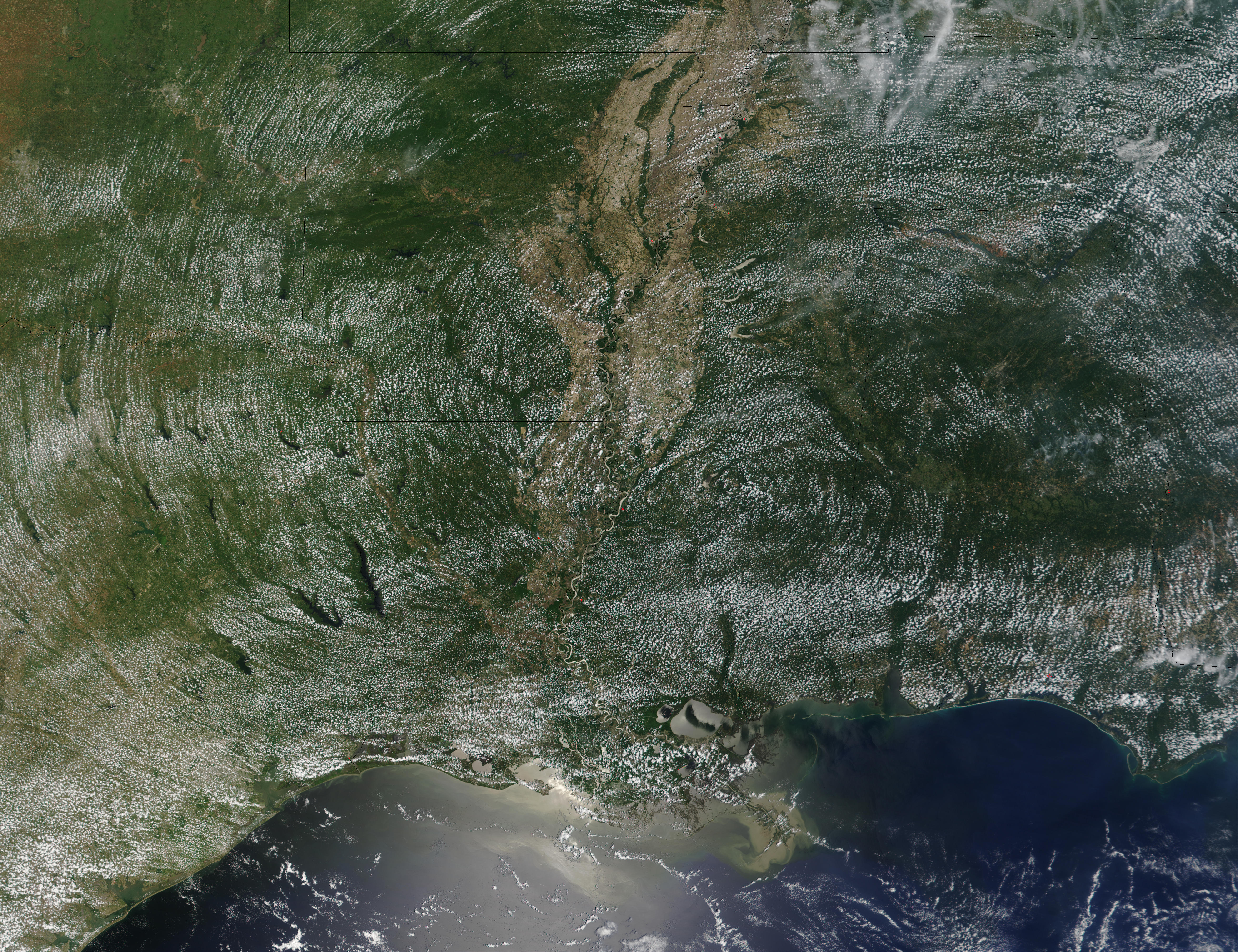 Concentric cumulus cloud system over Southern United States - related image preview