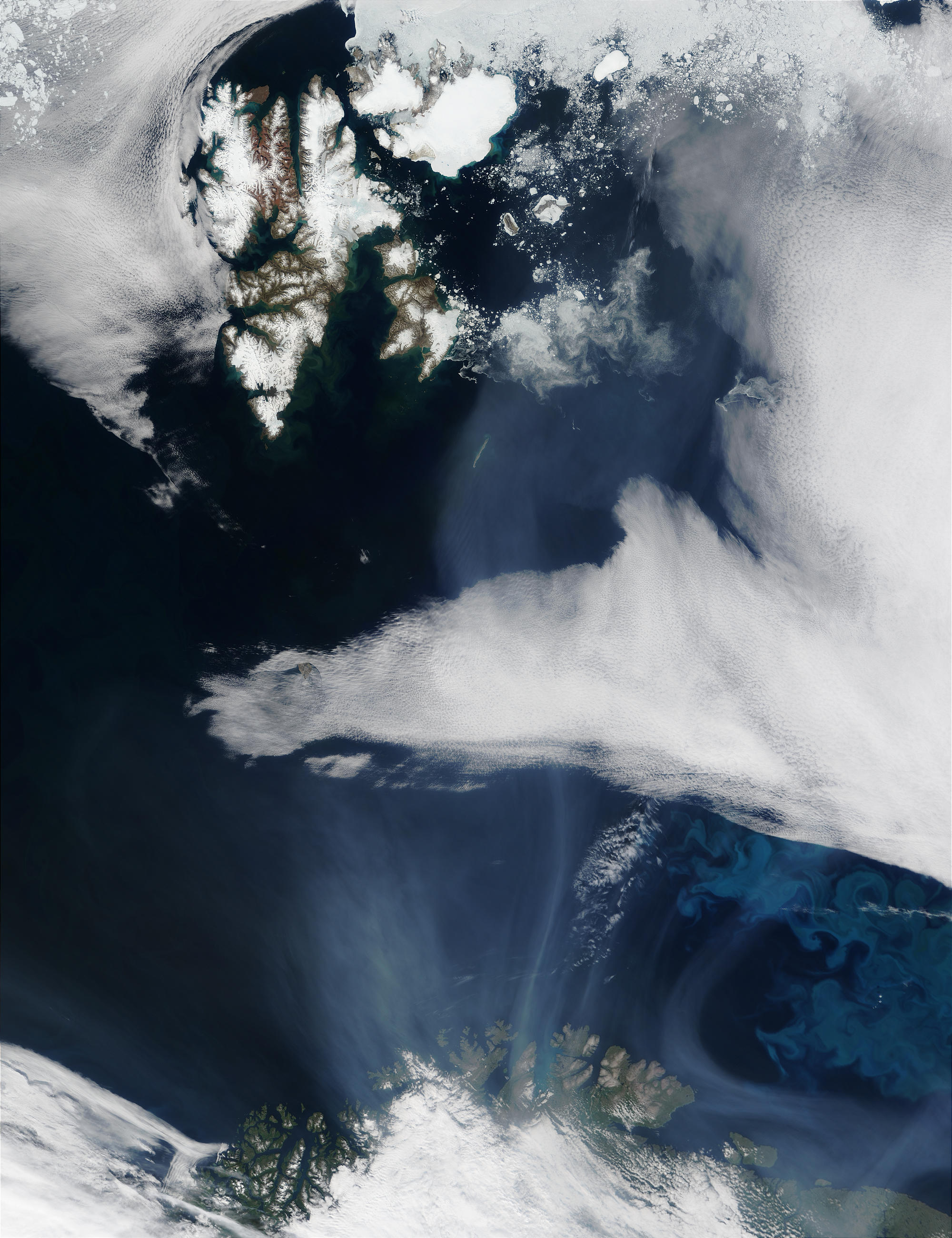 Smoke from Saskatchewan fires (Canada) off Svalbard and Norway - related image preview