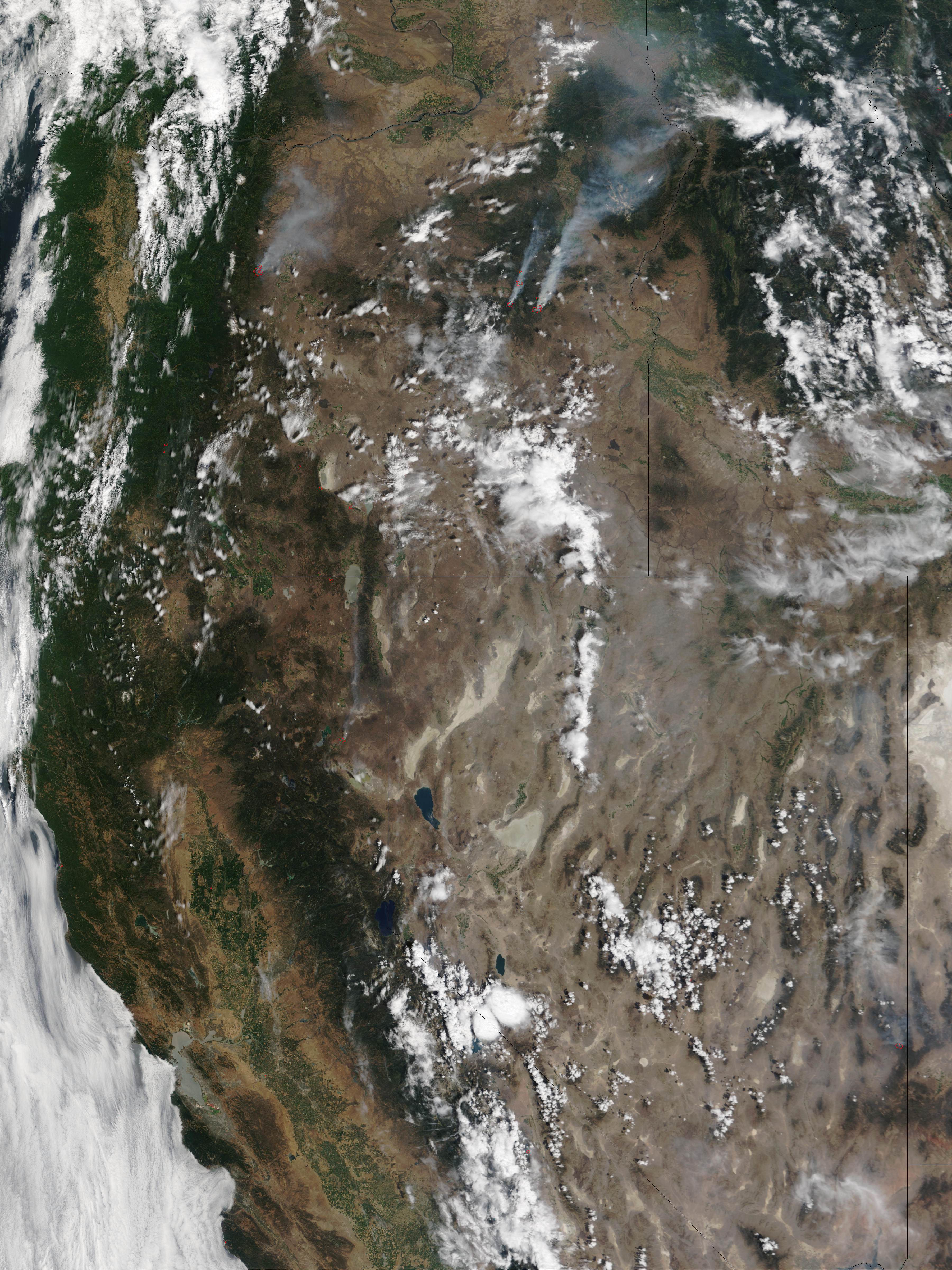 Fires in Oregon and California - related image preview