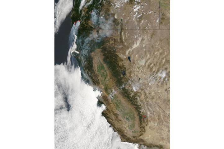 Fires and smoke in Oregon and California - selected image