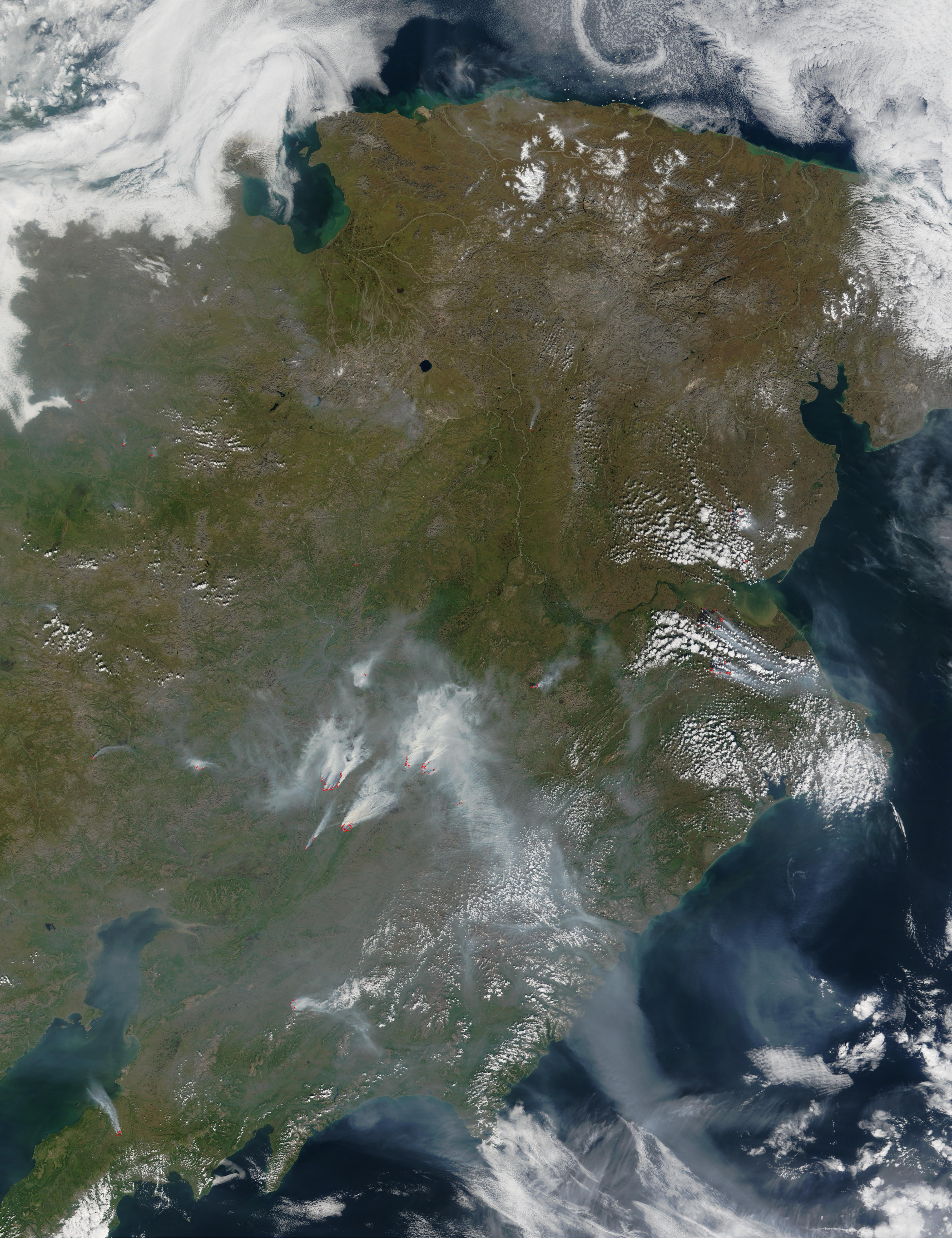 Fires and smoke in Eastern Siberia - related image preview